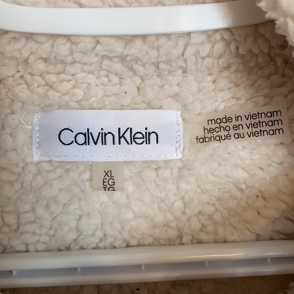 Calvin Klein Teddy Bear Sweater - Picture 3 of 6